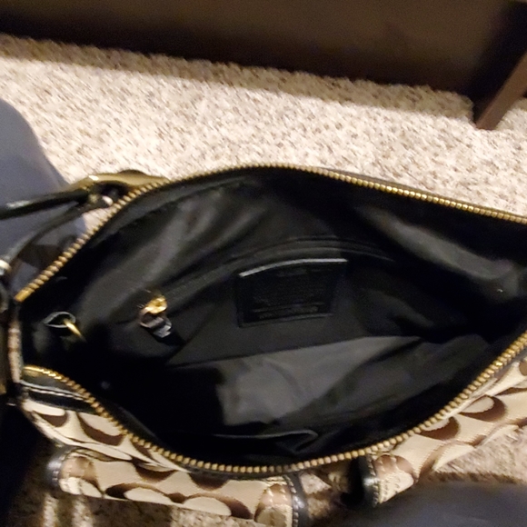 Beautiful brown & black Coach Handbag - Picture 2 of 7